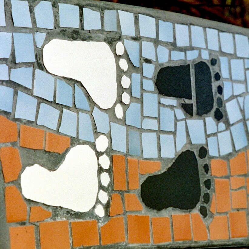 Kondoni sculpture ©2014 Garry Benson