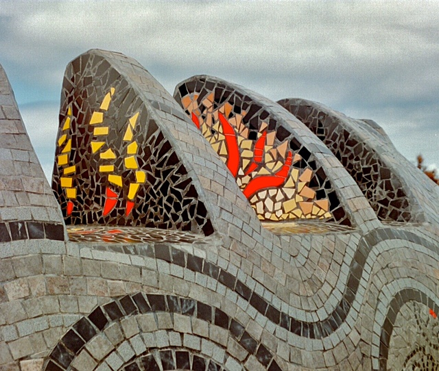 Kondoni sculpture ©2014 Garry Benson