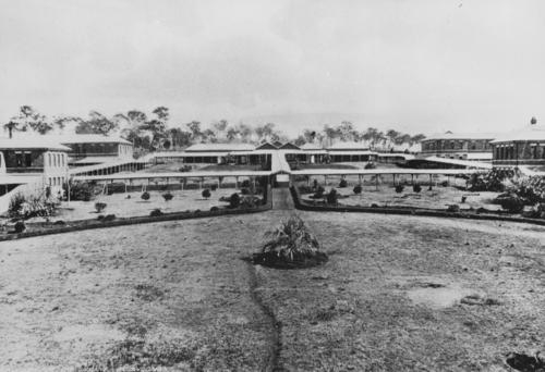 Benevolent Institution at Toowoomba, ca. 1902, from http://www.findandconnect.gov.au/ref/qld/objects/QD0000106.htm