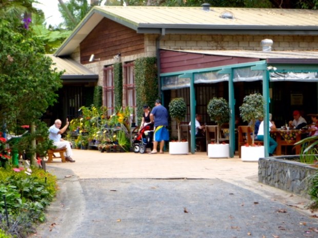 © Garry Benson 2014