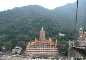 Image Credit: http://www.indiantravels.com/Uttarakhand/Rishikesh