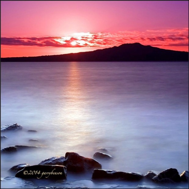 © Garry Benson 2014